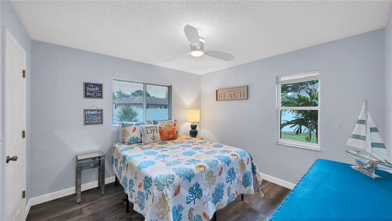 5219 Inverness Drive , Sarasota, FL 34243 Photo