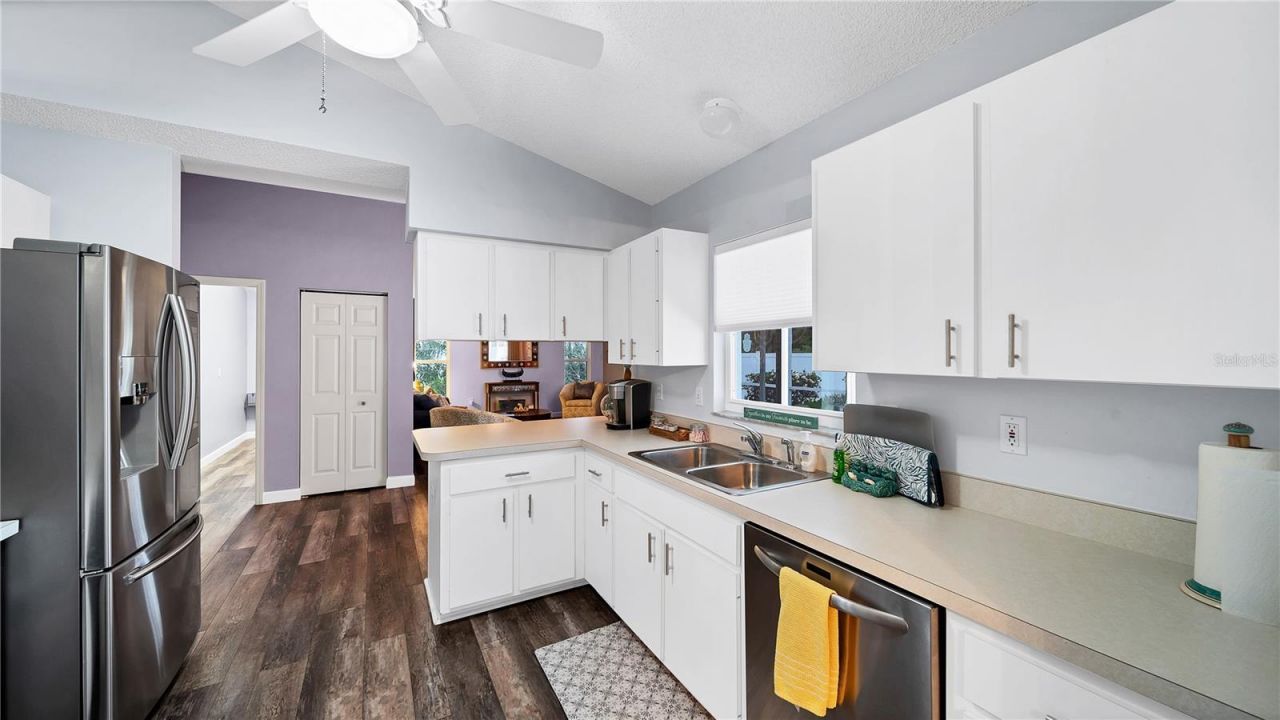 5219 Inverness Drive , Sarasota, FL 34243 Photo