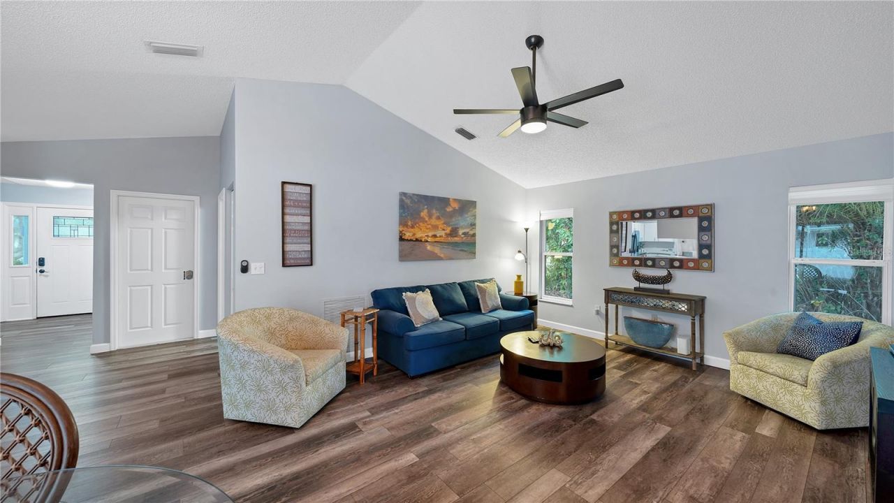 5219 Inverness Drive , Sarasota, FL 34243 Photo