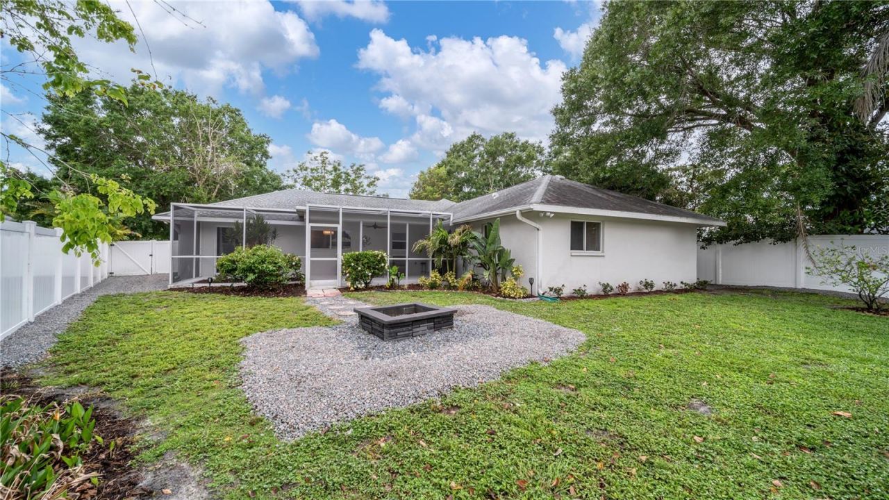 5219 Inverness Drive , Sarasota, FL 34243 Photo