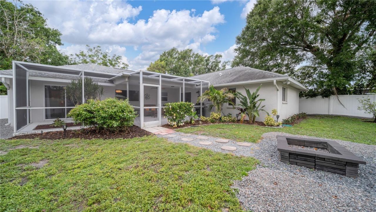 5219 Inverness Drive , Sarasota, FL 34243 Photo
