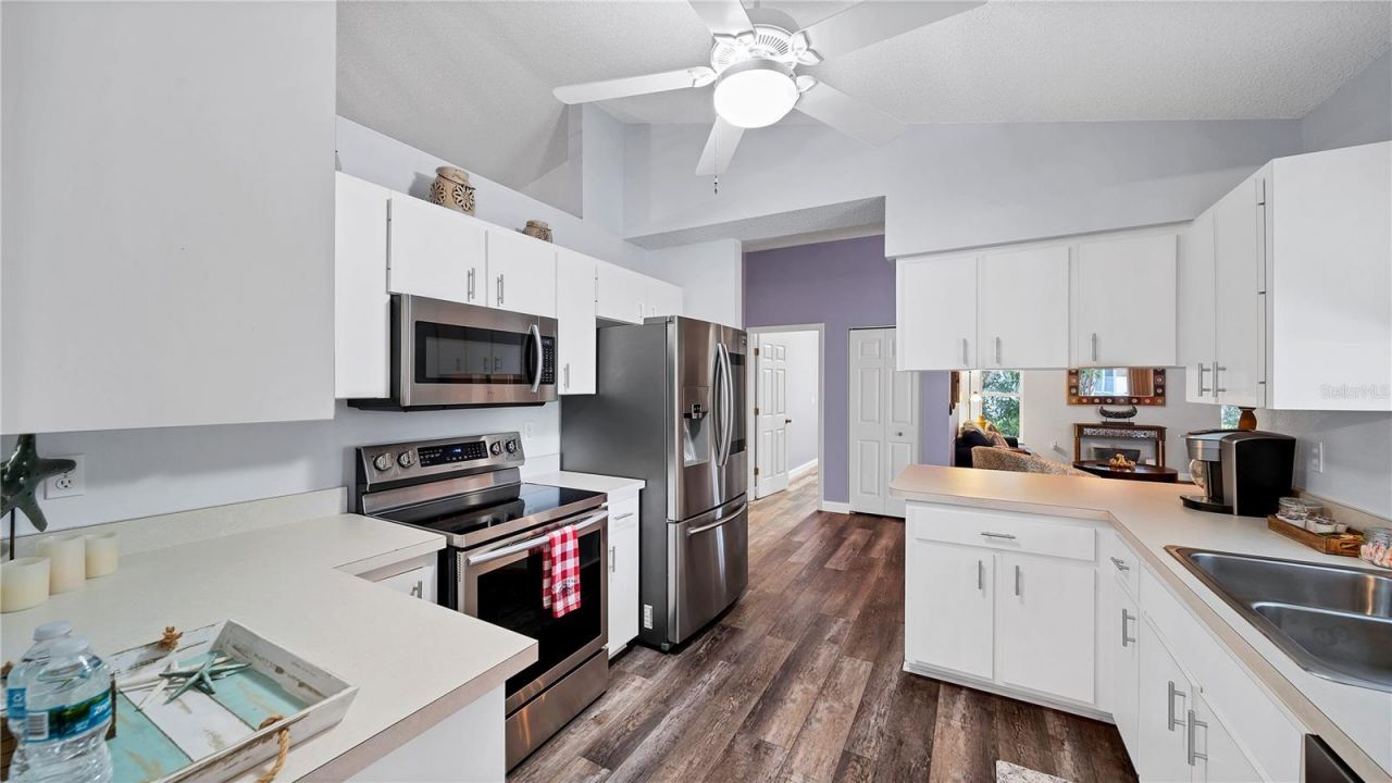 5219 Inverness Drive , Sarasota, FL 34243 Photo