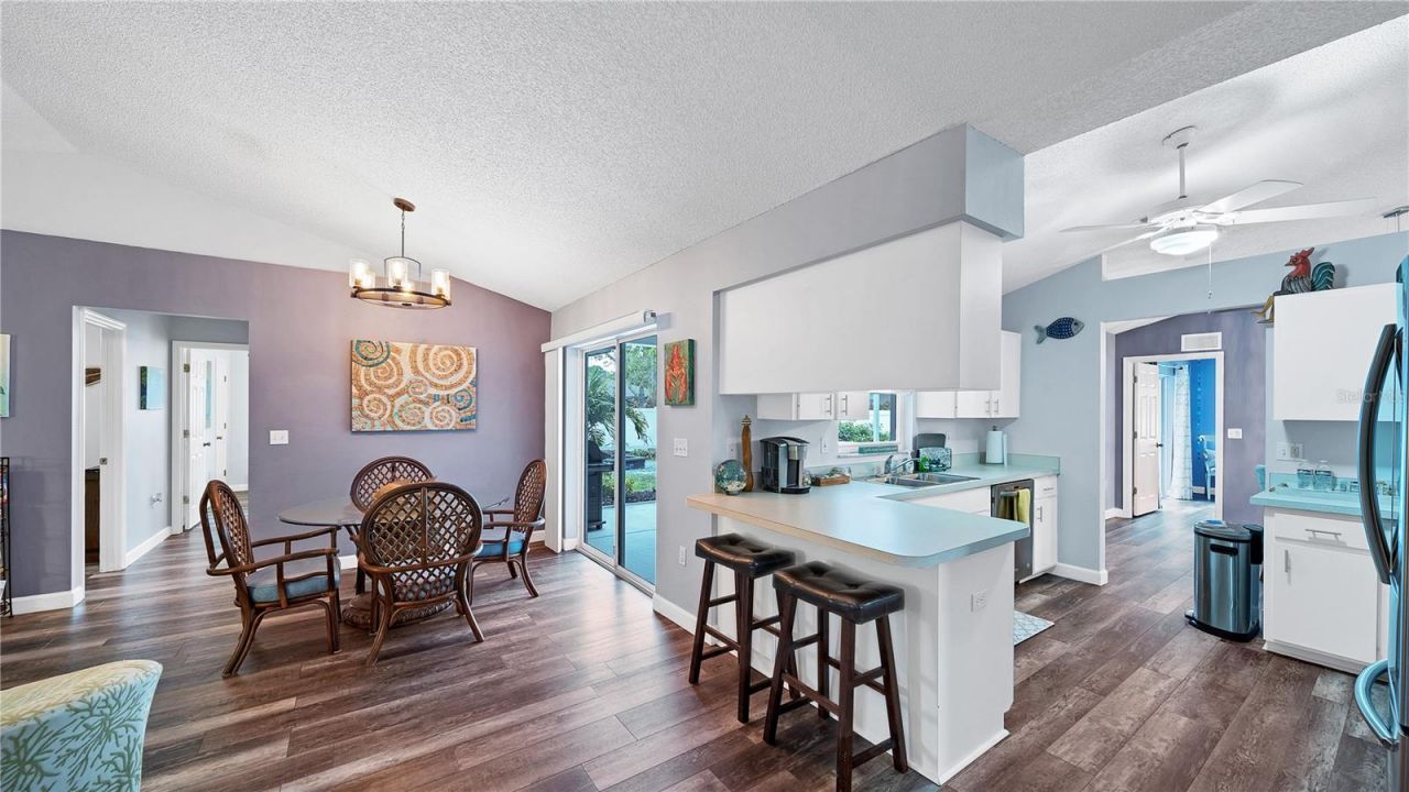 5219 Inverness Drive , Sarasota, FL 34243 Photo