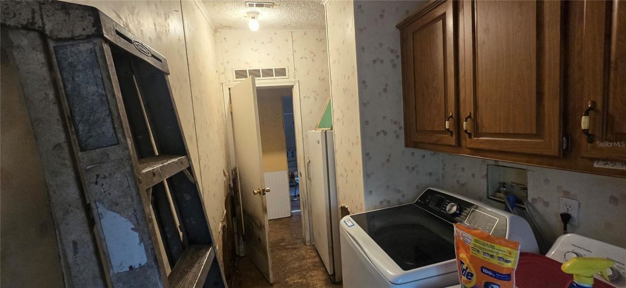 1329 NW 18th Way , Bell, FL 32619 Photo