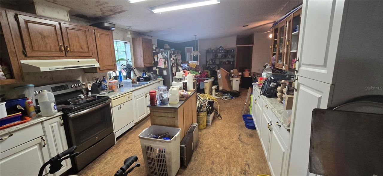 1329 NW 18th Way , Bell, FL 32619 Photo