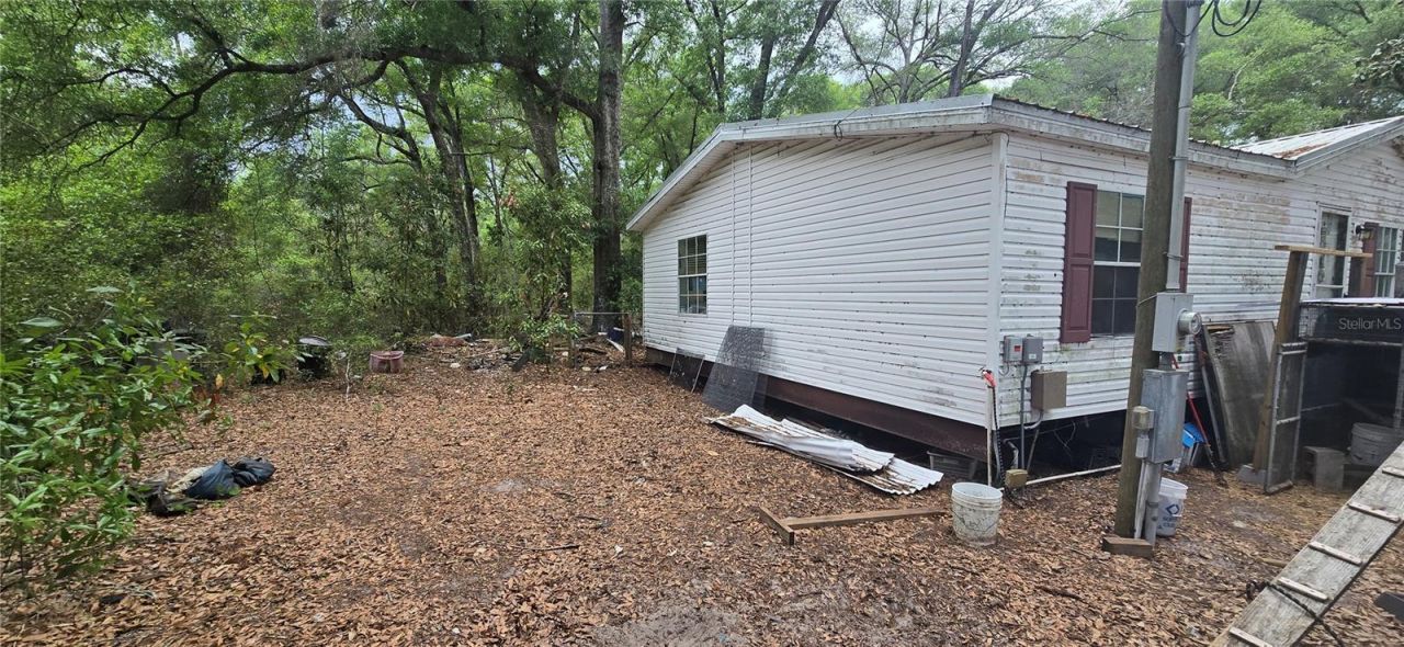 1329 NW 18th Way , Bell, FL 32619 Photo