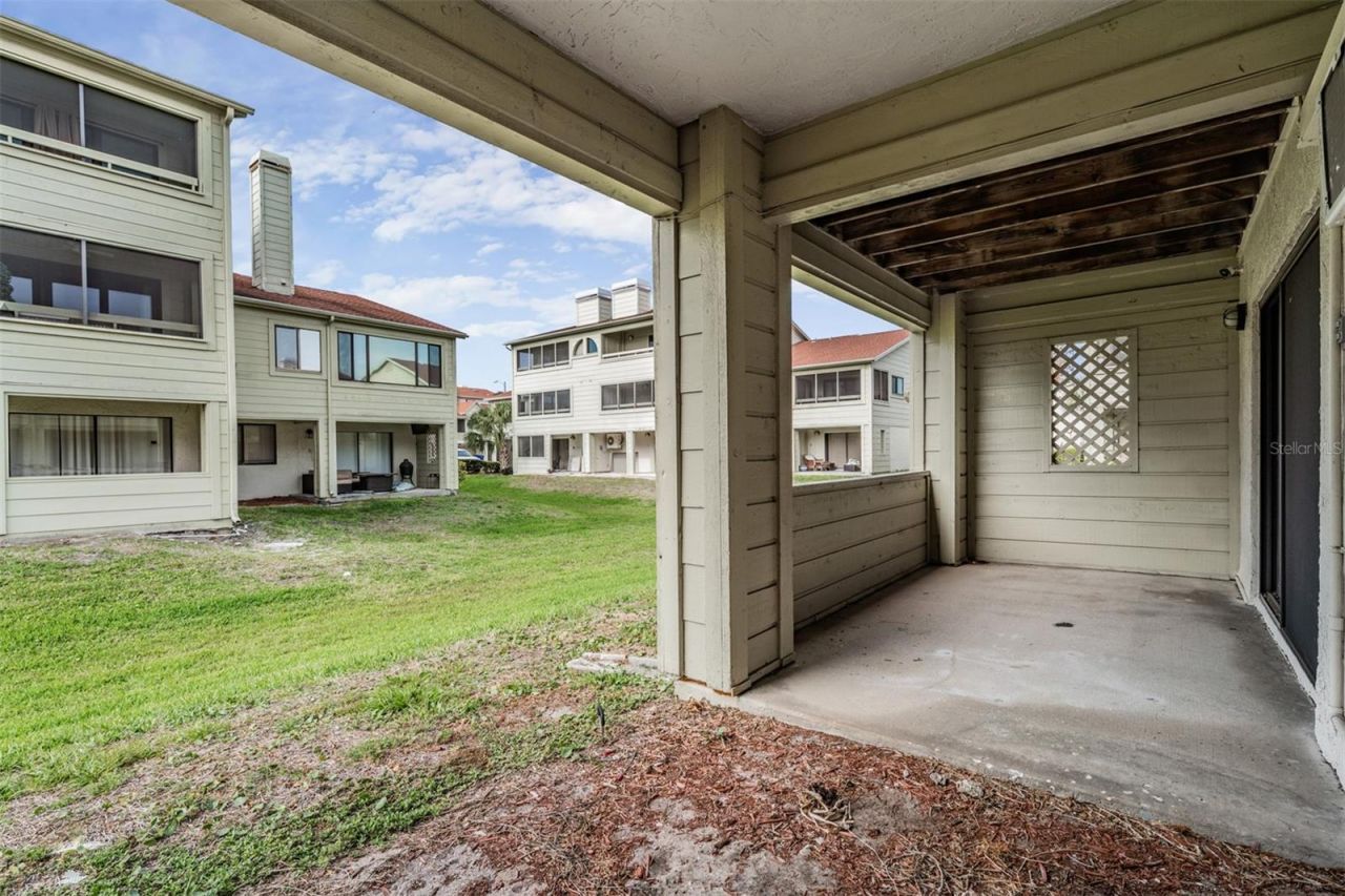 637 Drake Lane N, Dunedin, FL 34698 Photo