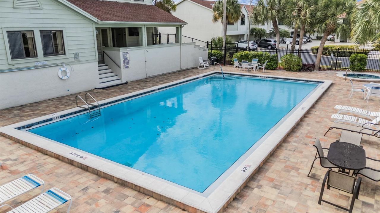 637 Drake Lane N, Dunedin, FL 34698 Photo