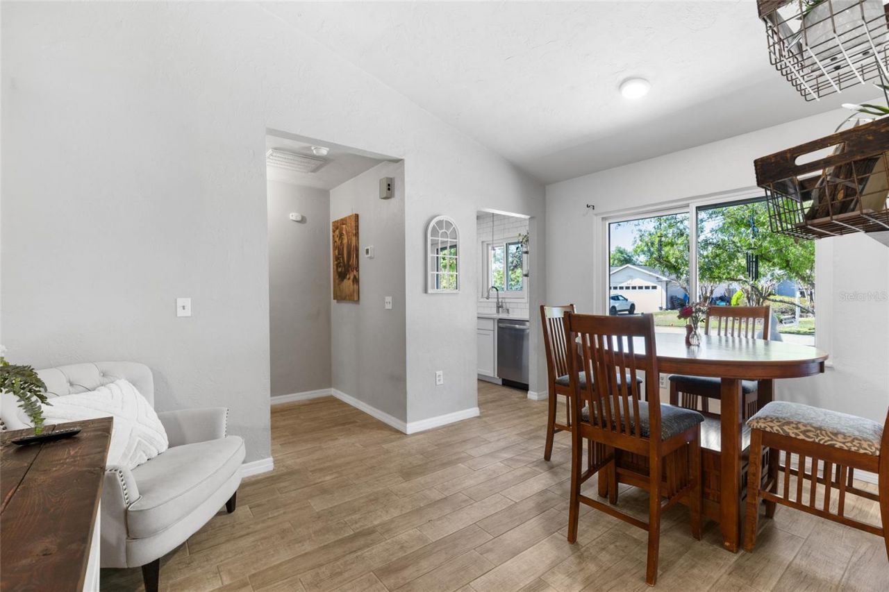 6109 NW 107th Place, Alachua, FL 32615 Photo