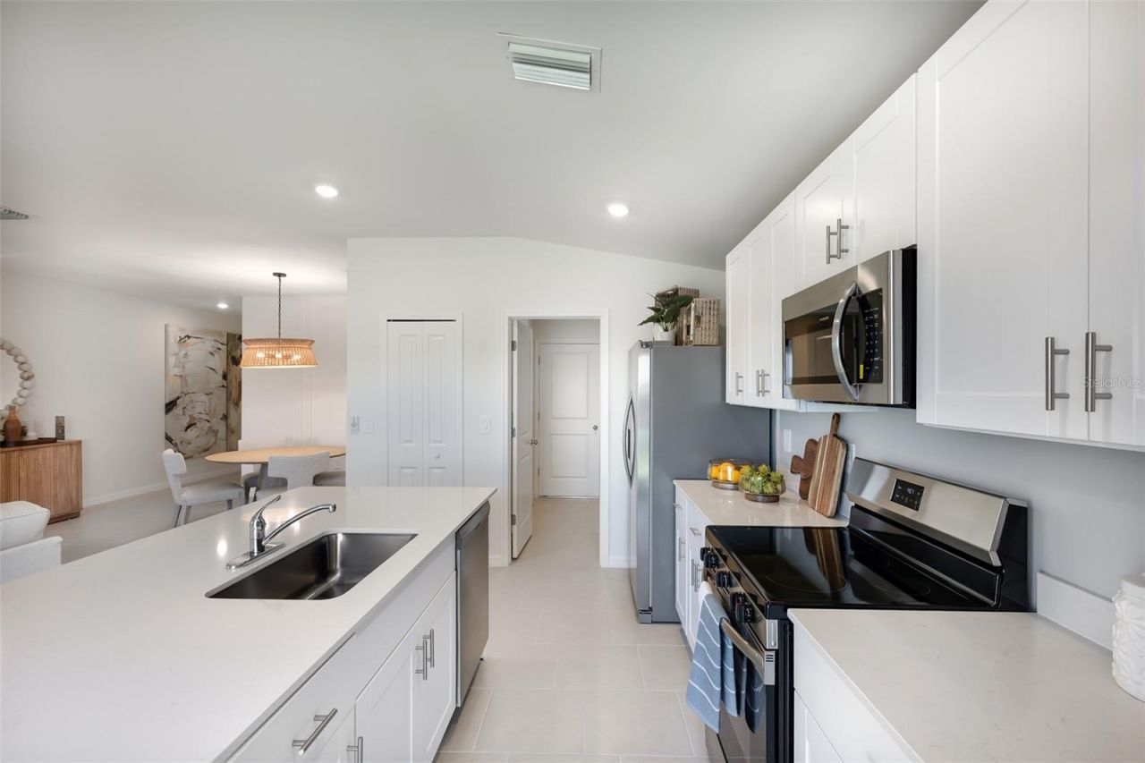 1266 Perry Street , Port Charlotte, FL 33952 Photo