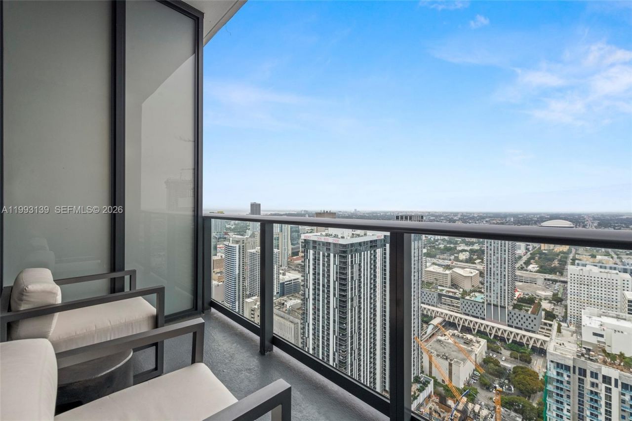 159 NE 6th St , Unit 5104, Miami, FL 33132 Photo