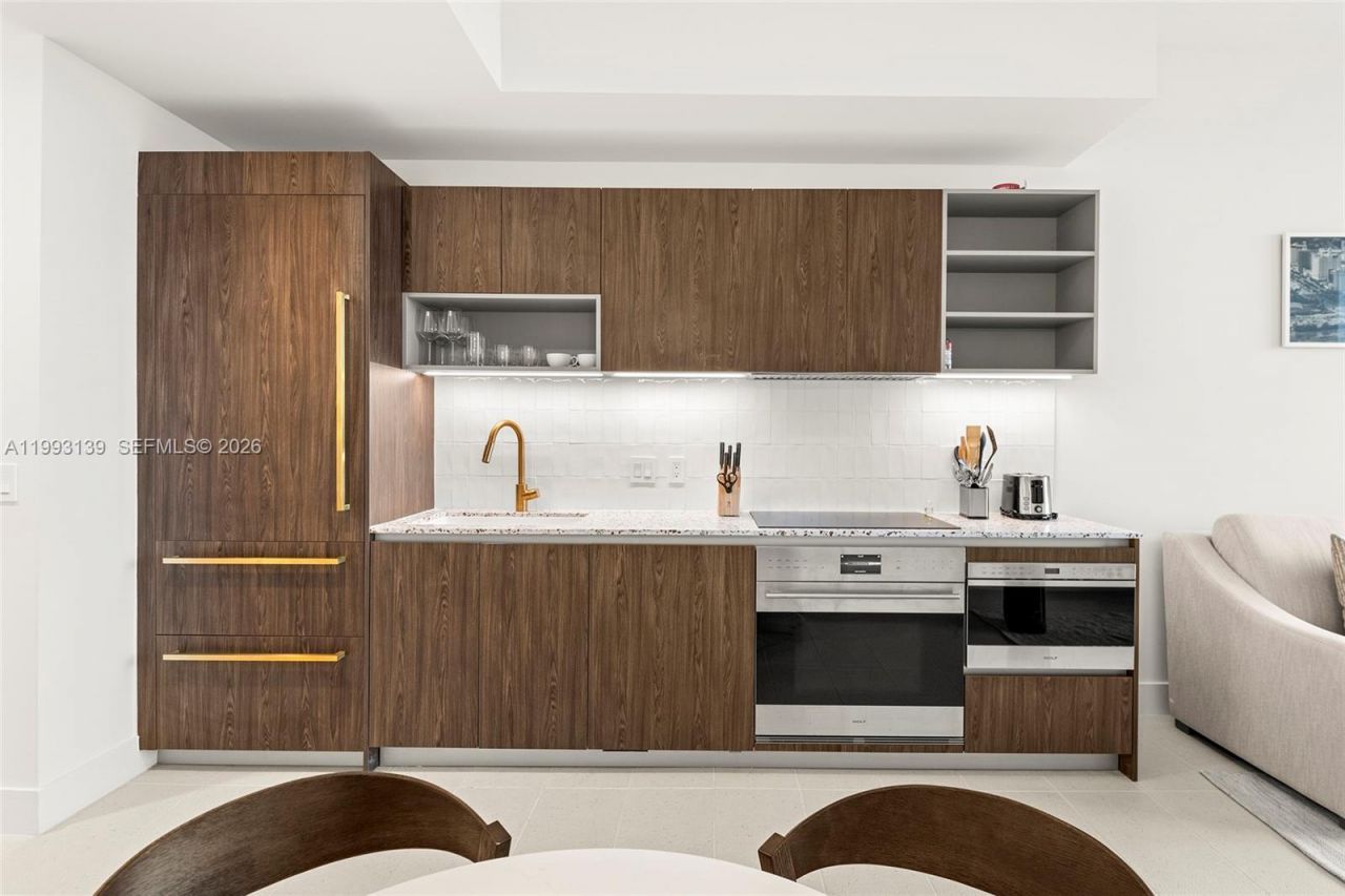 159 NE 6th St , Unit 5104, Miami, FL 33132 Photo