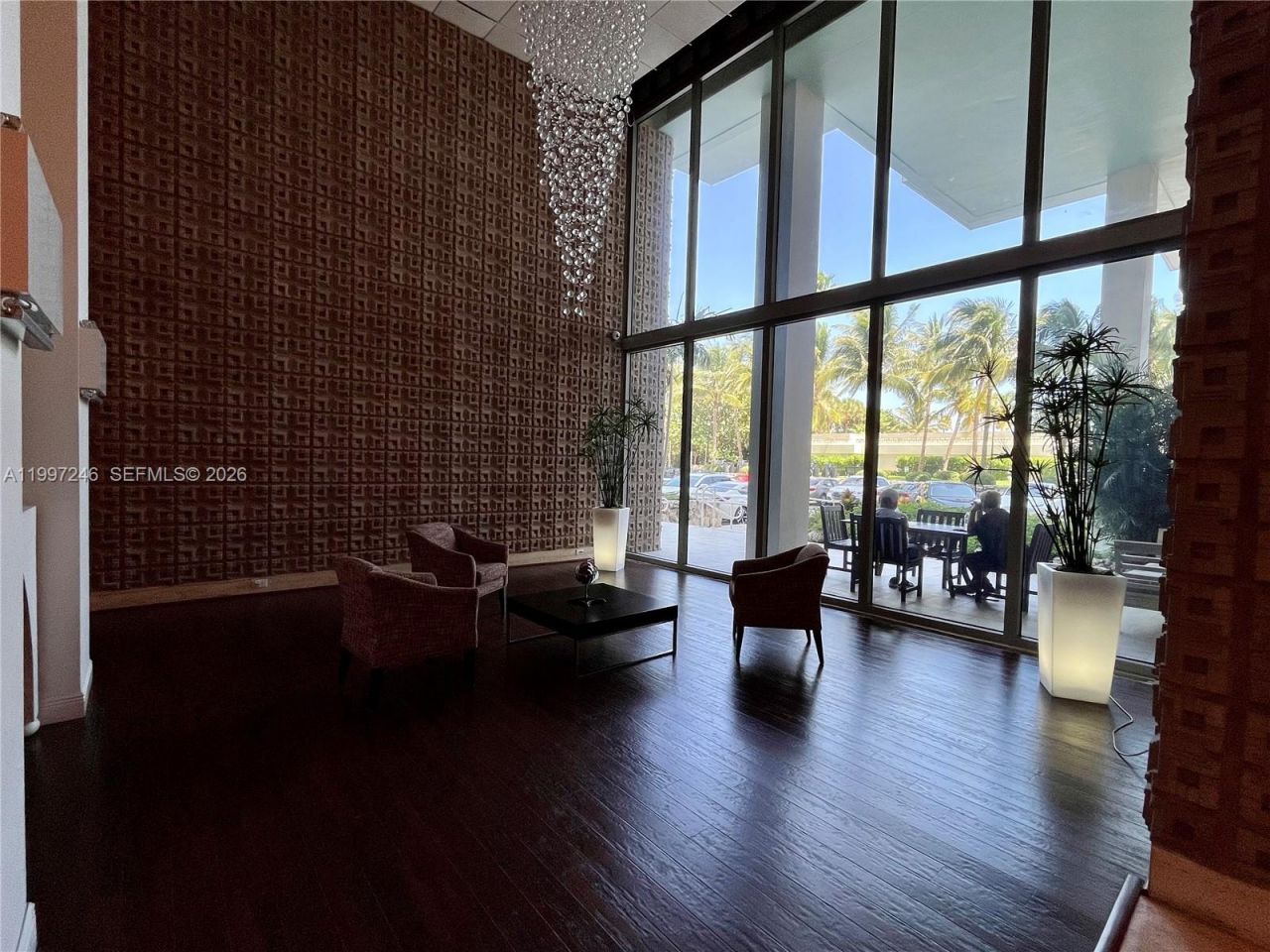 2899 Collins Ave , Unit 810, Miami Beach, FL 33140 Photo