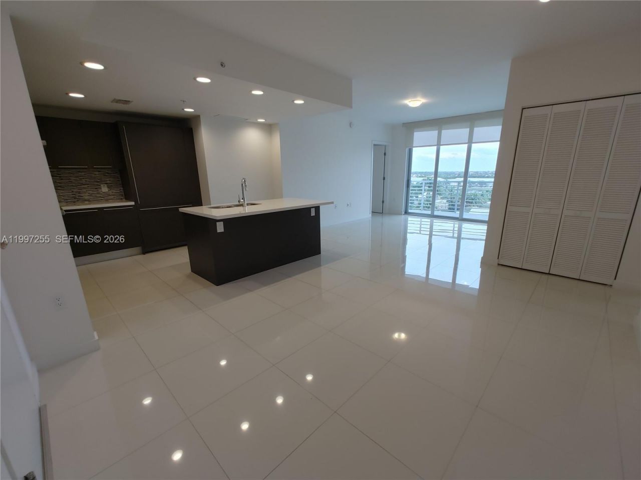 7661 NW 107th Ave , Unit 710, Doral, FL 33178 Photo