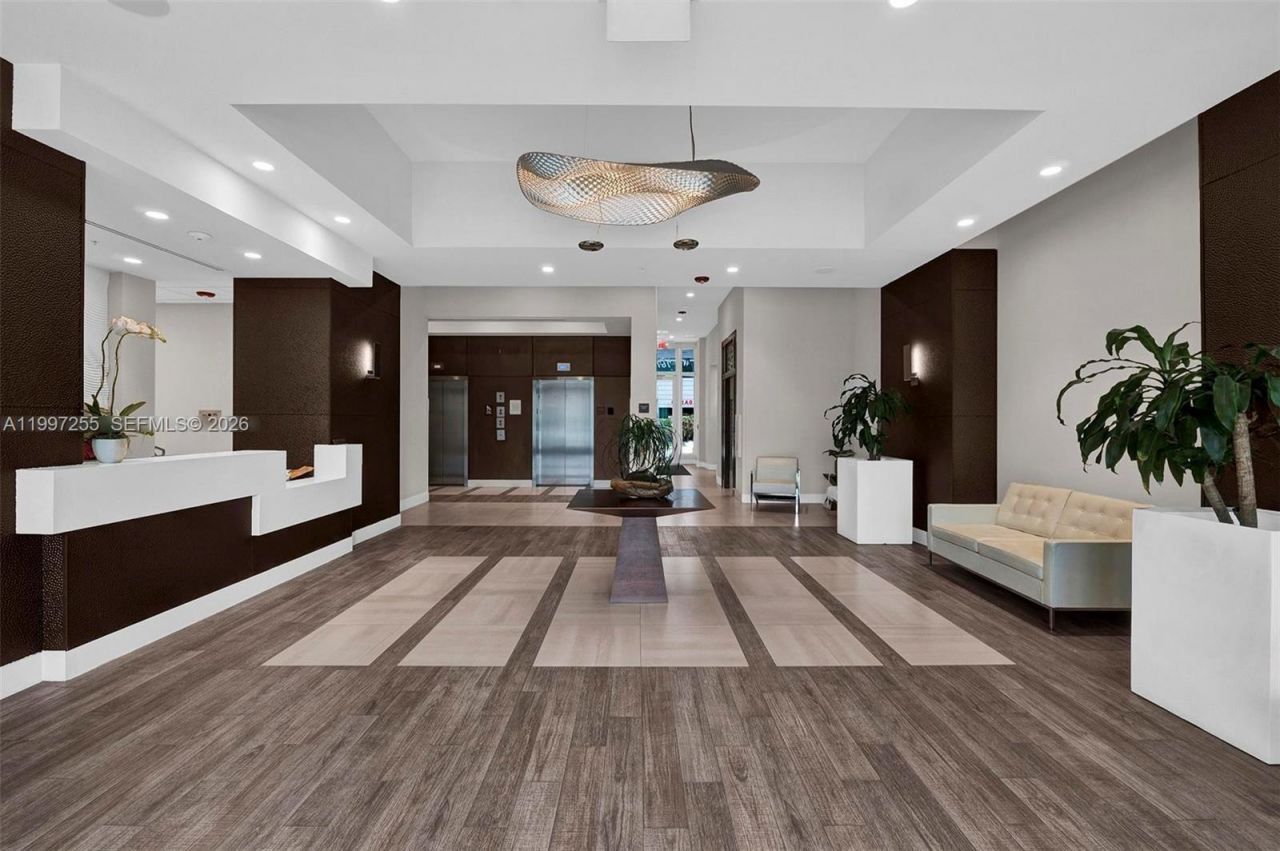 7661 NW 107th Ave , Unit 710, Doral, FL 33178 Photo