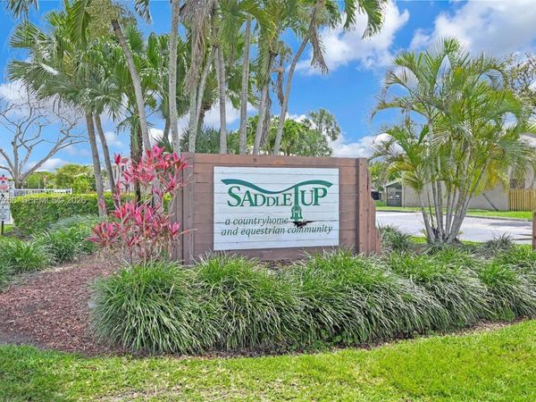4930 S University Dr, Unit 4930, Davie, FL 33328