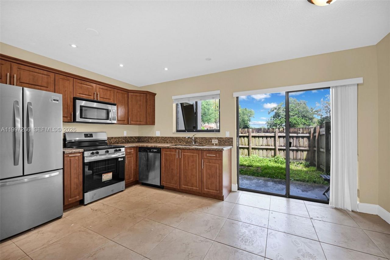 4930 S University Dr , Unit 4930, Davie, FL 33328 Photo