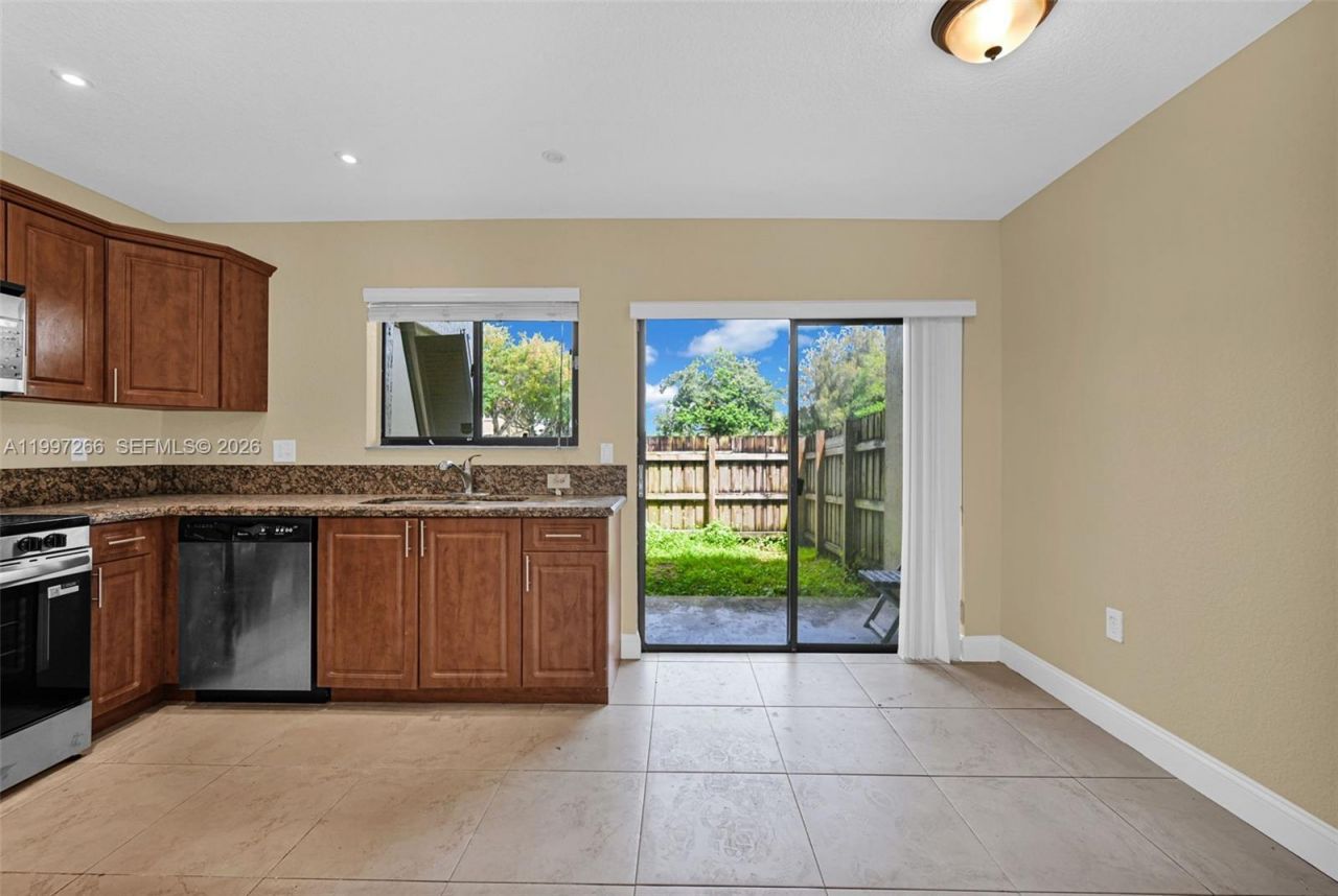 4930 S University Dr , Unit 4930, Davie, FL 33328 Photo