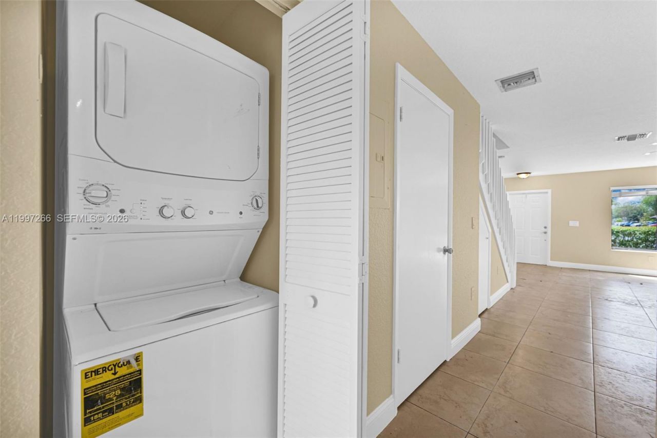 4930 S University Dr , Unit 4930, Davie, FL 33328 Photo