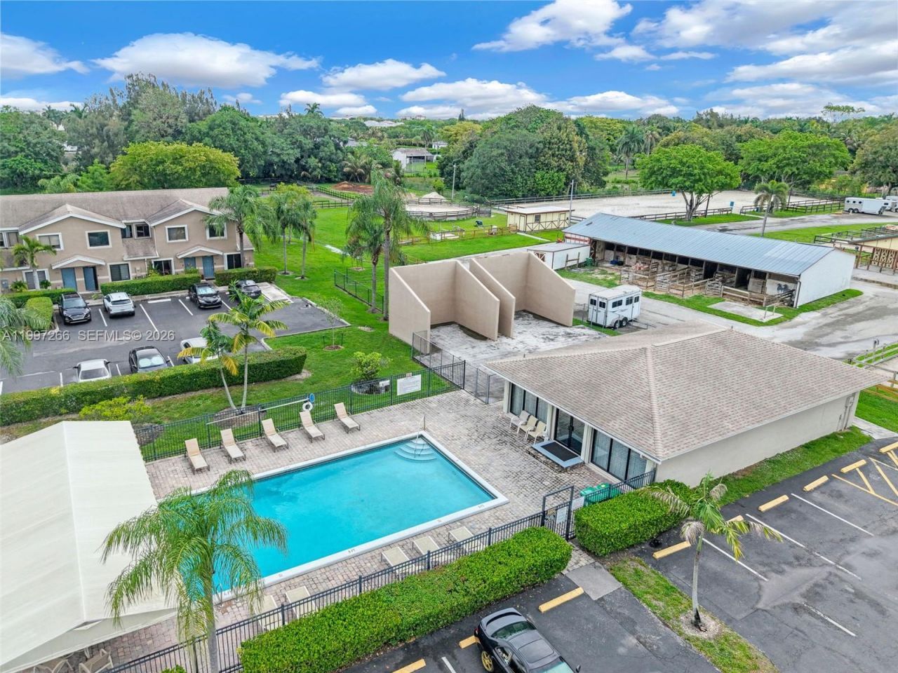 4930 S University Dr , Unit 4930, Davie, FL 33328 Photo