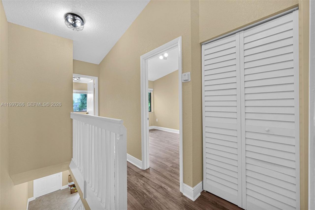 4930 S University Dr , Unit 4930, Davie, FL 33328 Photo