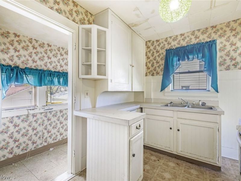 848 Longview Avenue , Akron, OH 44307 Photo 14