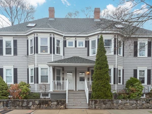 25 Wellington St, Unit 1, Waltham, MA 02451
