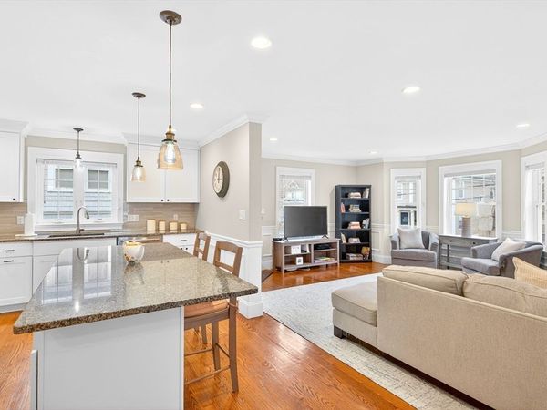 23 Palmer St, Unit 1, Waltham, MA 02451