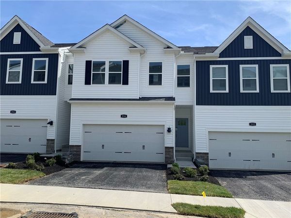 214 Paddock Lane, Harmony, PA 16037