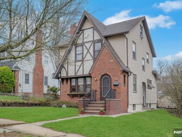 52 Morningside Road, VERONA, NJ 07044