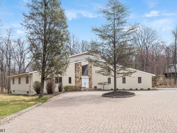 586 Stangle Rd, Bridgewater, NJ 08836