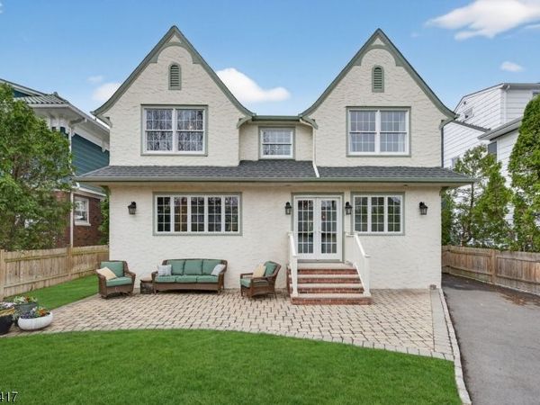 20 Parkview Dr, Millburn, NJ 07041