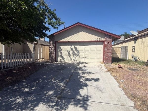 6824 Atrium Avenue, Las Vegas, NV 89108