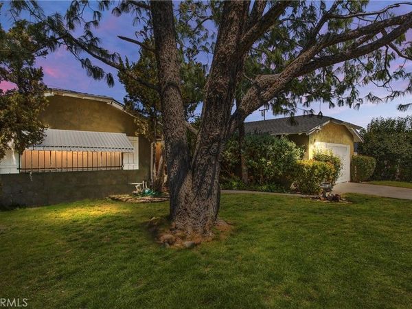 450 W Cromwell, Rialto, CA 92376