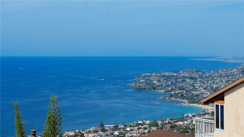 1040 La Mirada Street, Laguna Beach, CA 92651 Main Photo