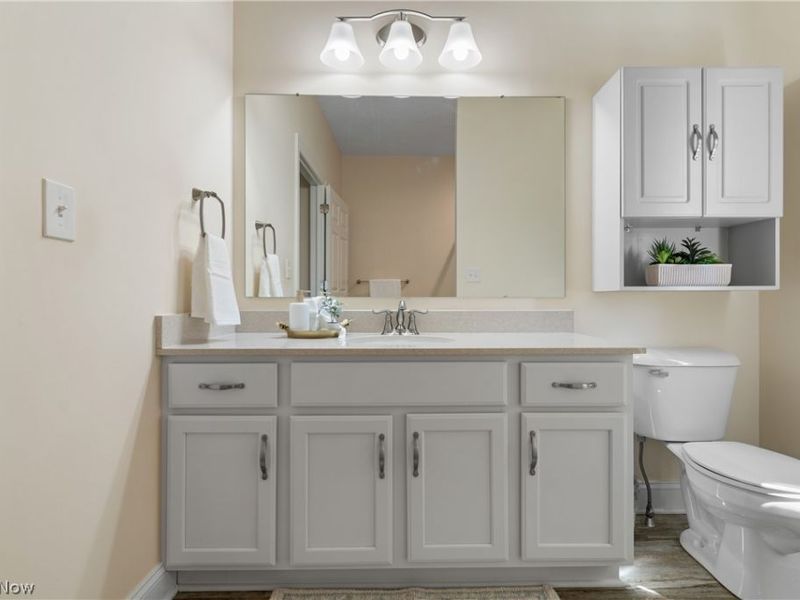 535 E Caston Road, Green, OH 44685 Photo 20