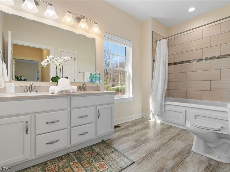 535 E Caston Road, Green, OH 44685 Photo 24