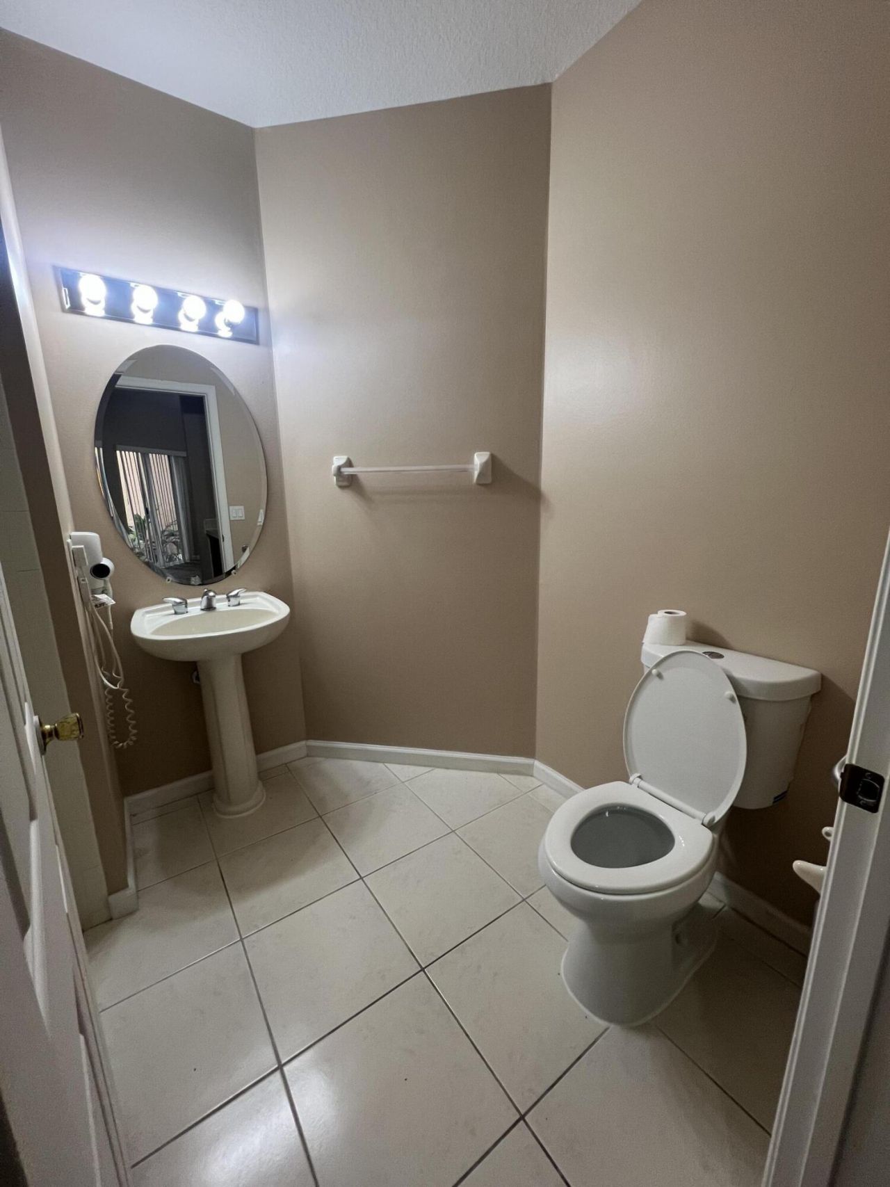 8004 Carnoustie Place, Unit B, Port Saint Lucie, FL 34986 Photo