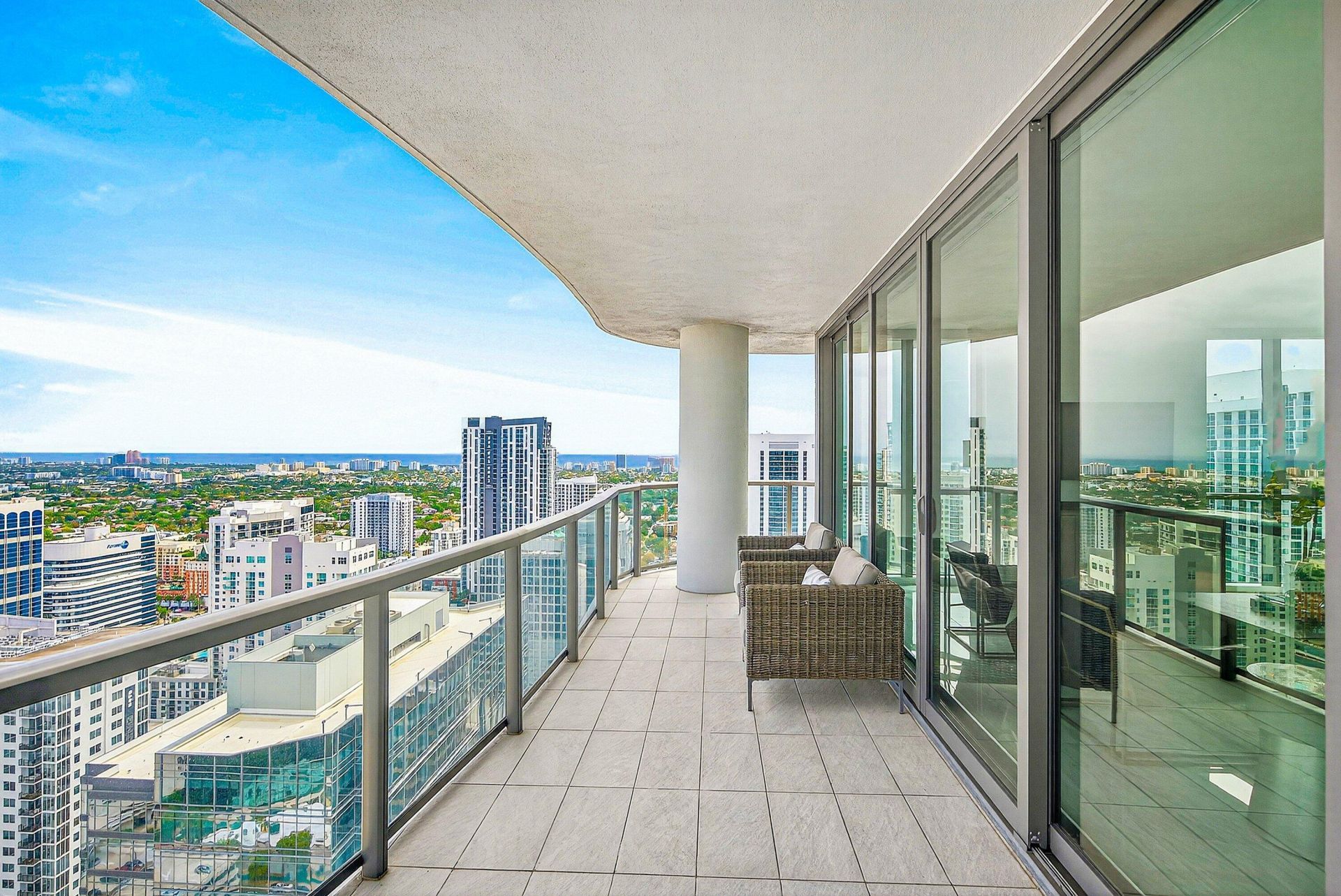 100 E Las Olas Boulevard, Unit 4301, Fort Lauderdale, FL 33301 Photo
