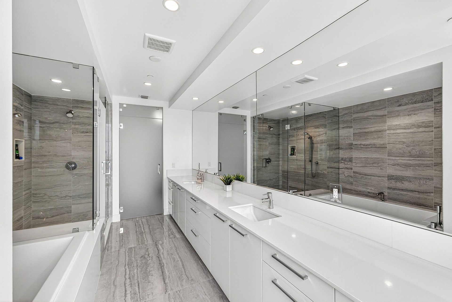 100 E Las Olas Boulevard, Unit 4301, Fort Lauderdale, FL 33301 Photo