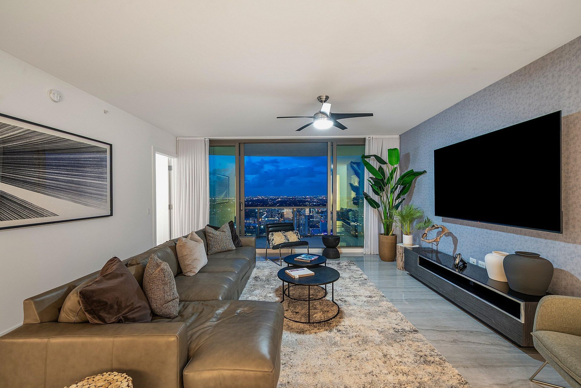 100 E Las Olas Boulevard, Unit 4301, Fort Lauderdale, FL 33301 Photo