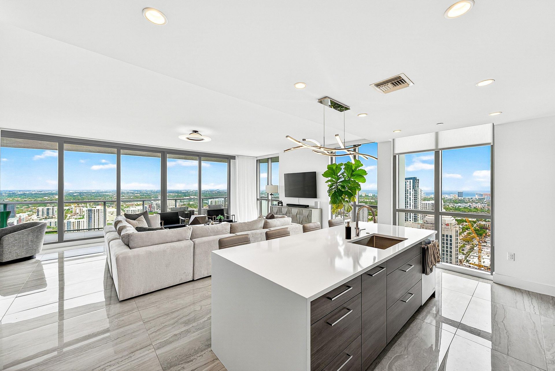 100 E Las Olas Boulevard, Unit 4301, Fort Lauderdale, FL 33301 Photo