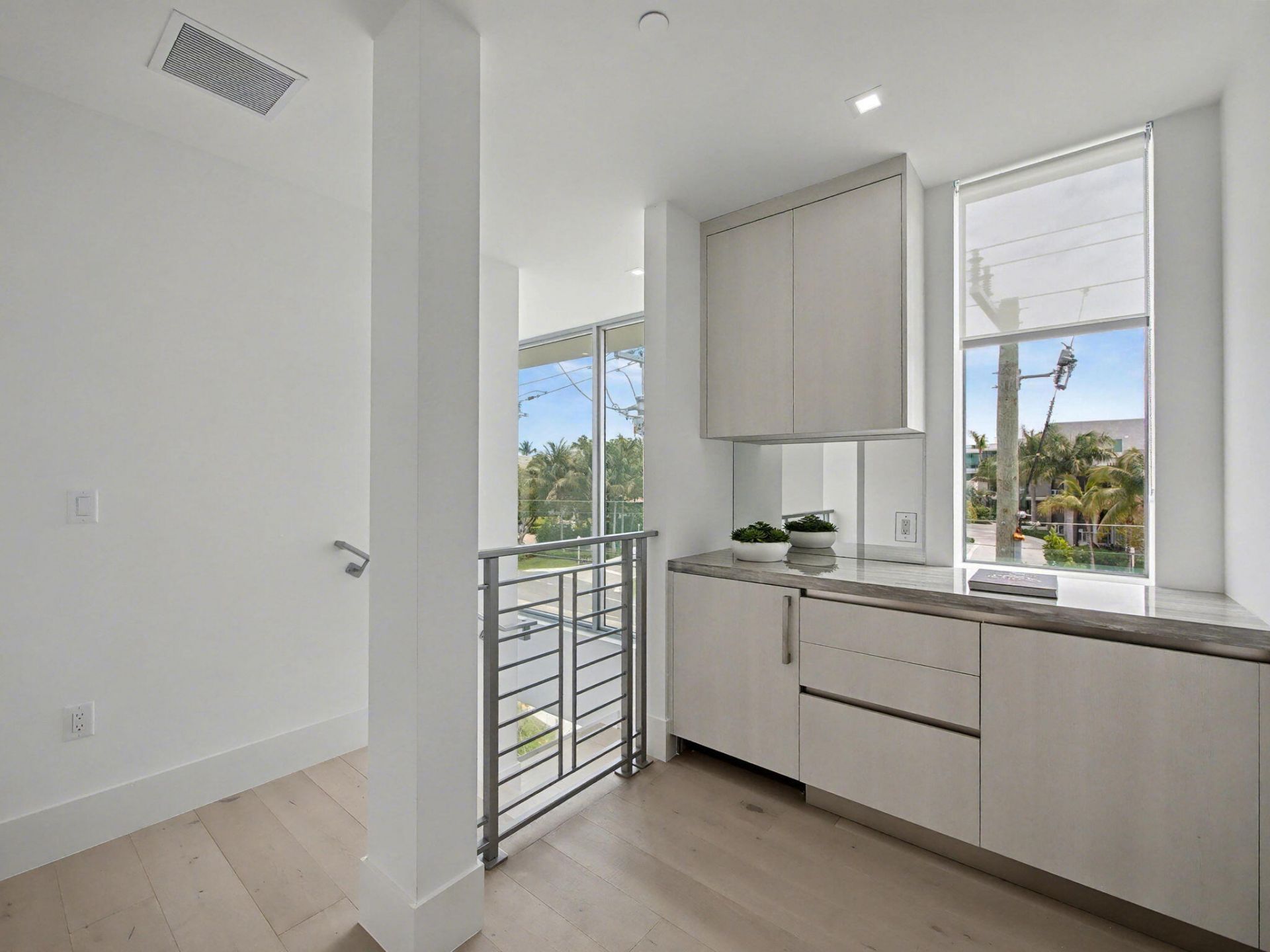 1070 Del Harbour Drive, Delray Beach, FL 33483 Photo