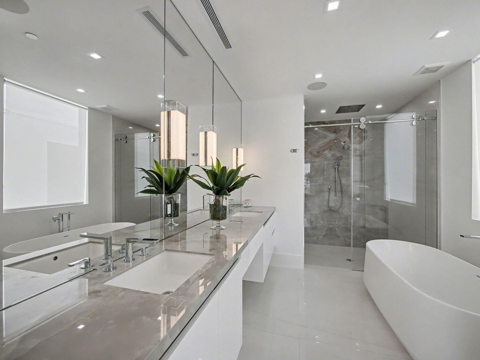 1070 Del Harbour Drive, Delray Beach, FL 33483 Photo