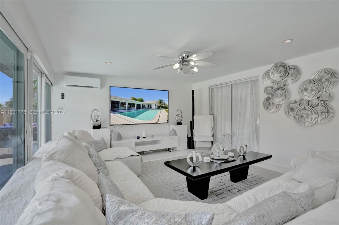 4100 Bayview Dr , Fort Lauderdale, FL 33308 Photo