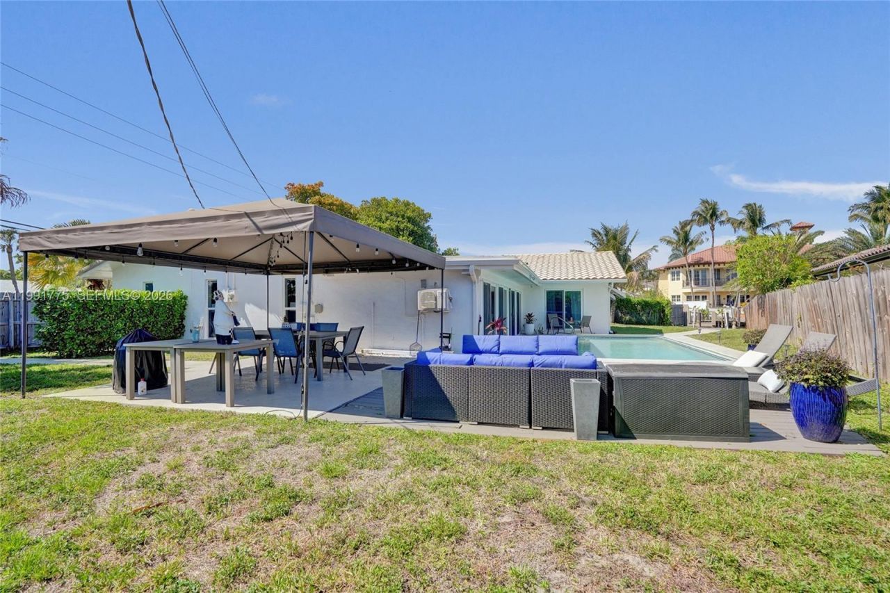 4100 Bayview Dr, Fort Lauderdale, FL 33308 Photo