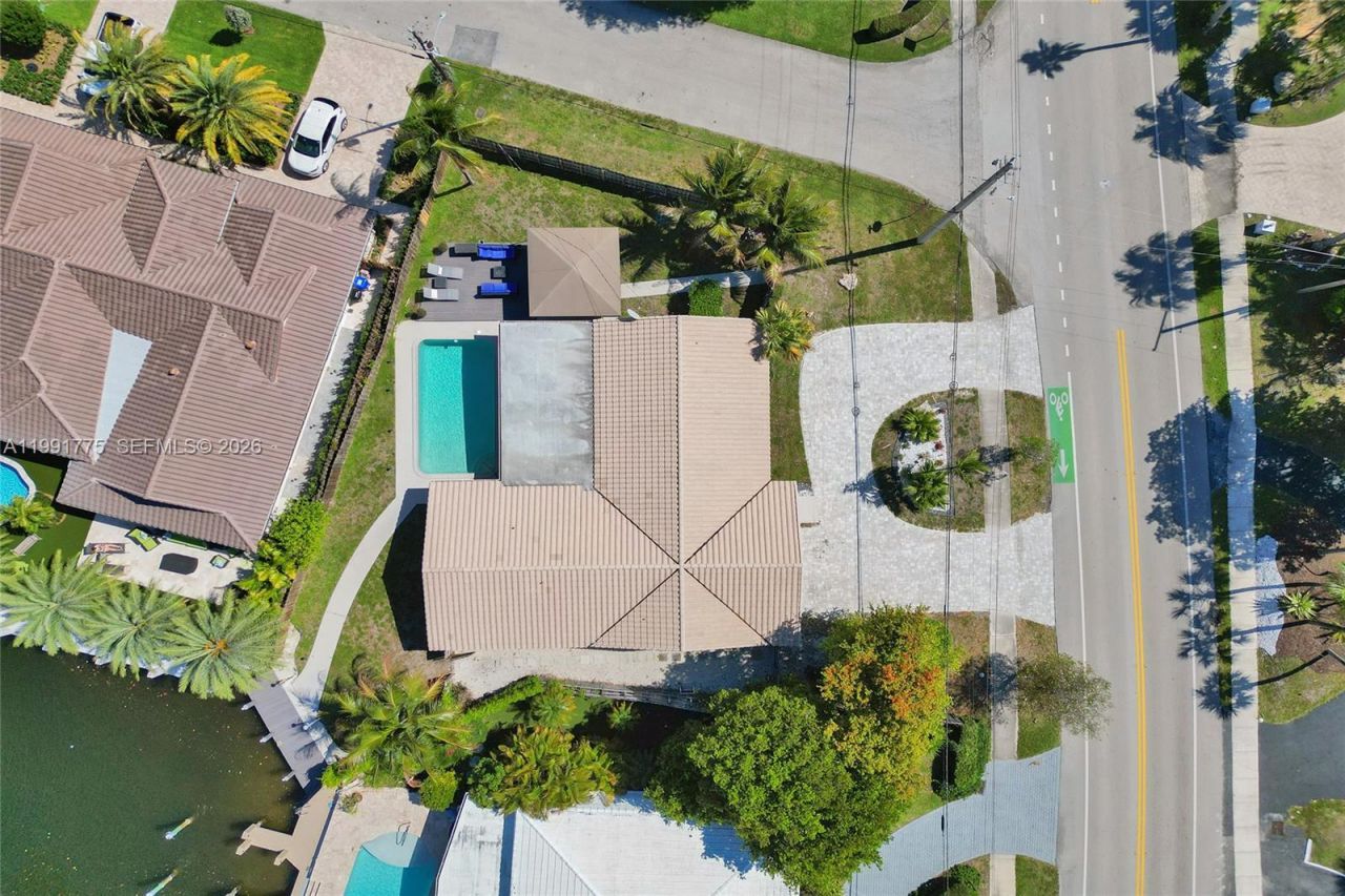 4100 Bayview Dr, Fort Lauderdale, FL 33308 Photo