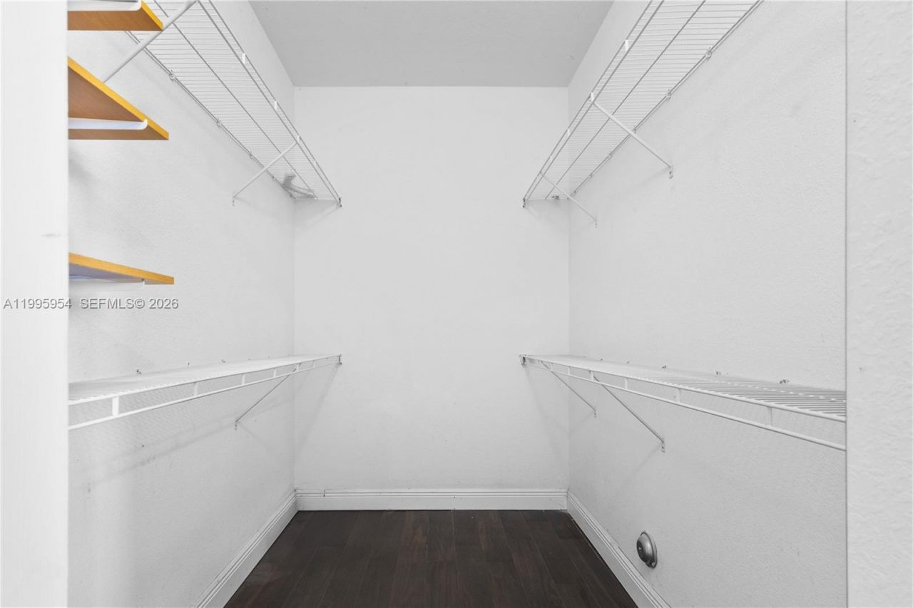 2424 SW 152nd Path , Miami, FL 33185 Photo