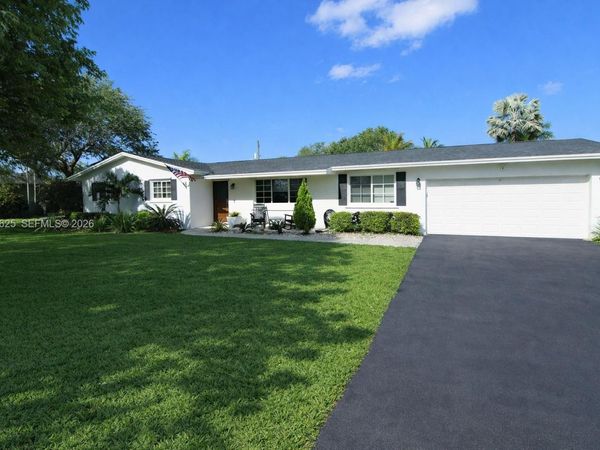 27420 SW 165th Ave, Homestead, FL 33031