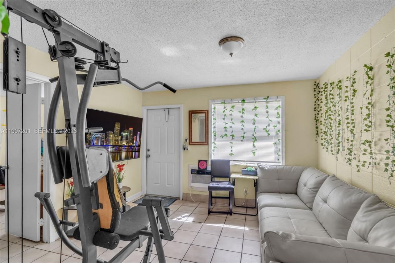 3712 SW 12th Ct, Fort Lauderdale, FL 33312 Photo